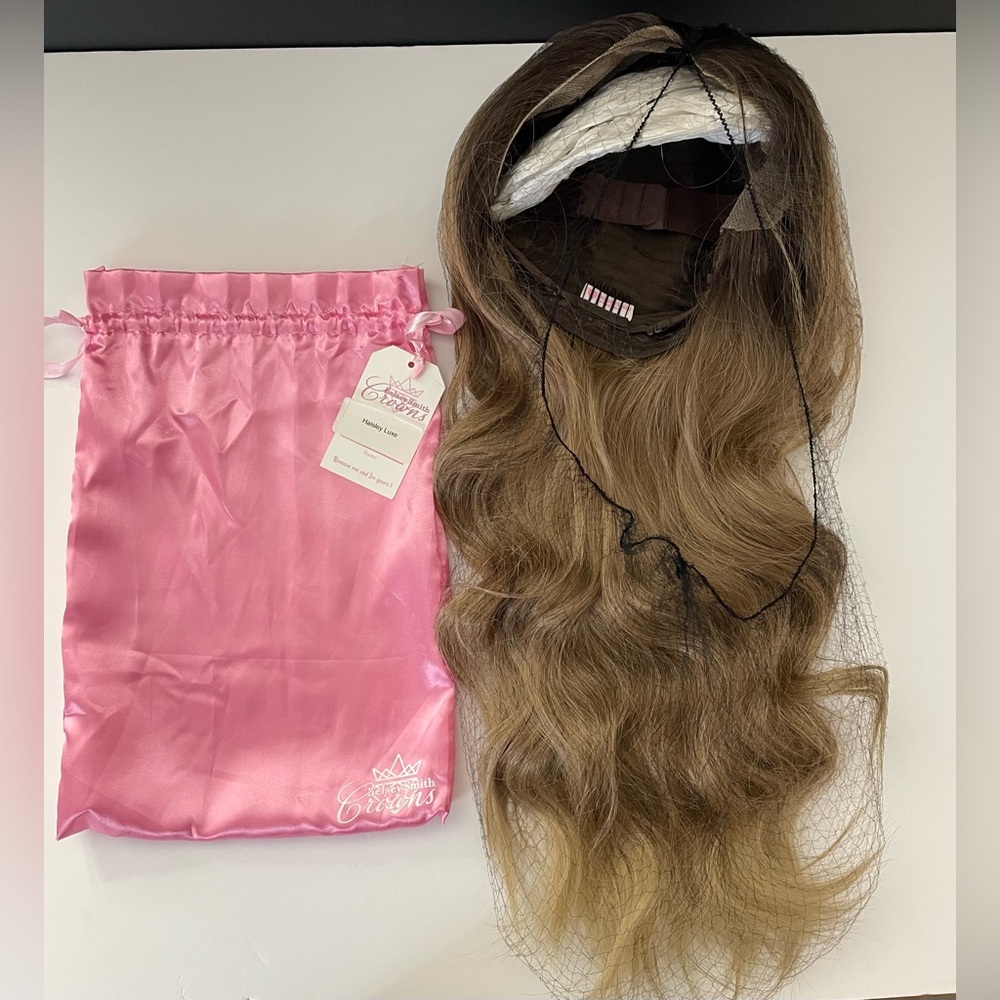 Chelsey Smith Crowns Haisley Luxe Wig Standard Cap - Picture 12 of 16